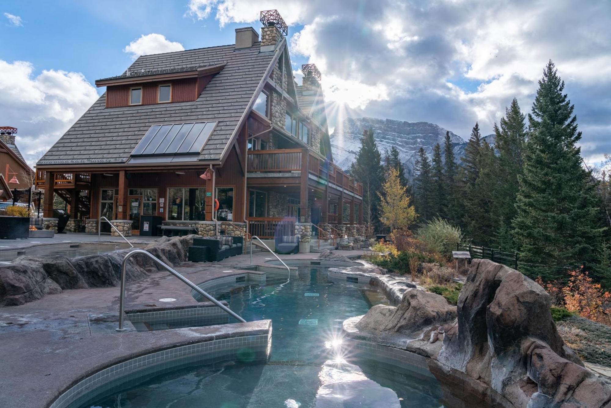 The Hidden Ridge Resort Banff Exterior photo