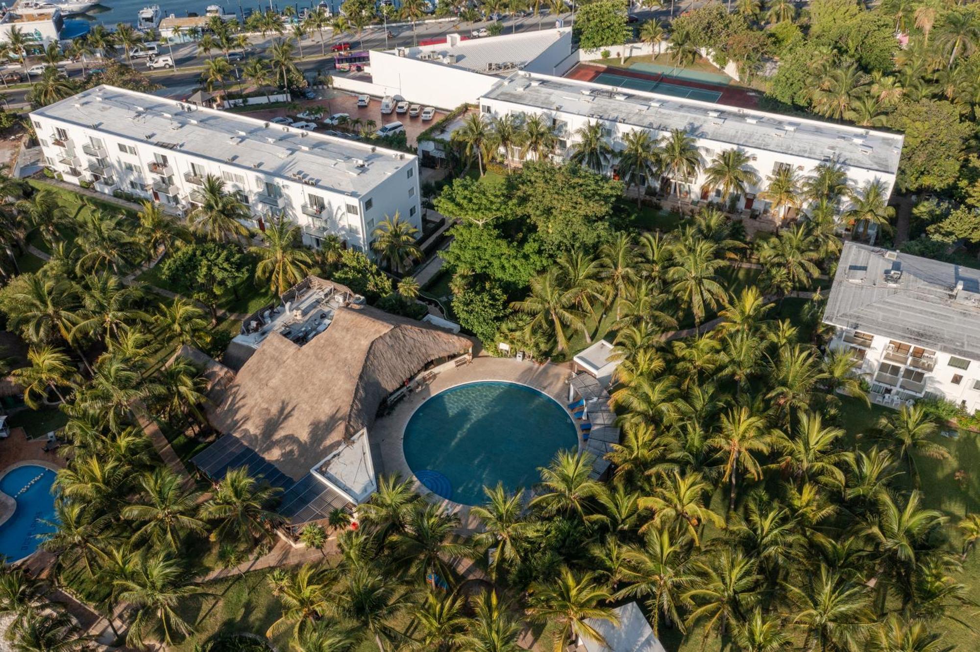 Hotel Dos Playas Faranda Cancun Exterior photo