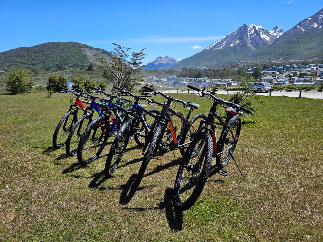 Hotel Los Nires Ushuaia Exterior photo