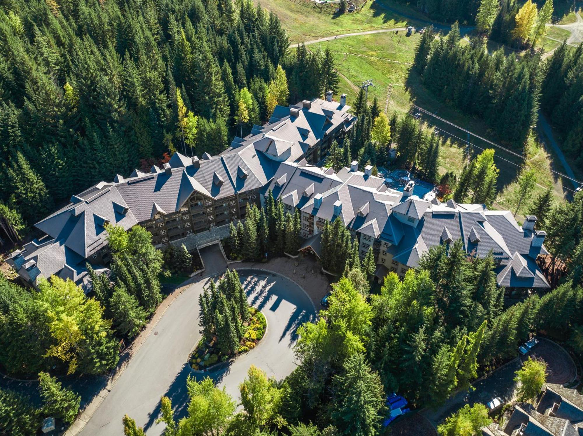 Blackcomb Springs Suites By Clique Whistler Exterior photo