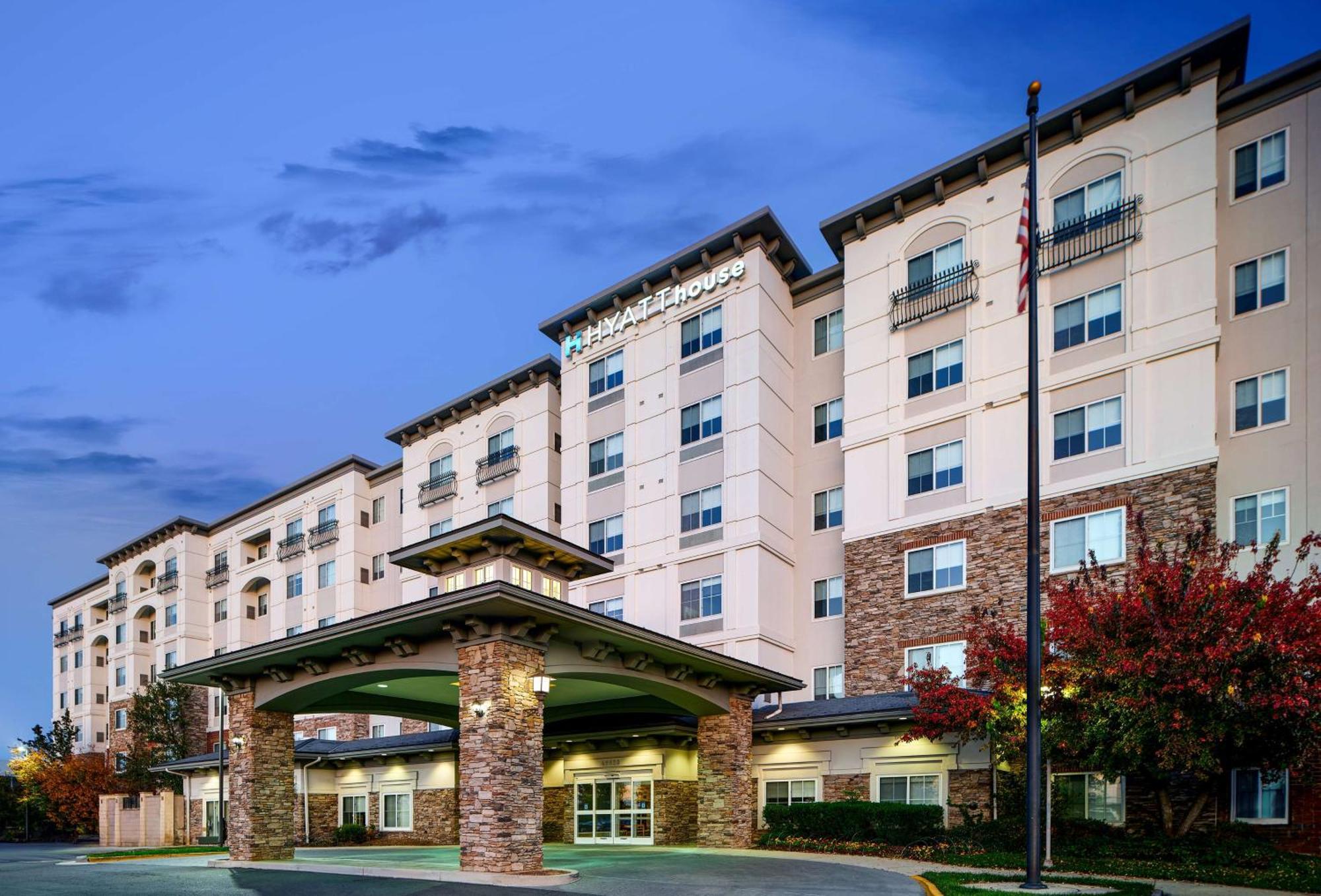 Hyatt House Sterling/Dulles Airport North Hotel Exterior photo