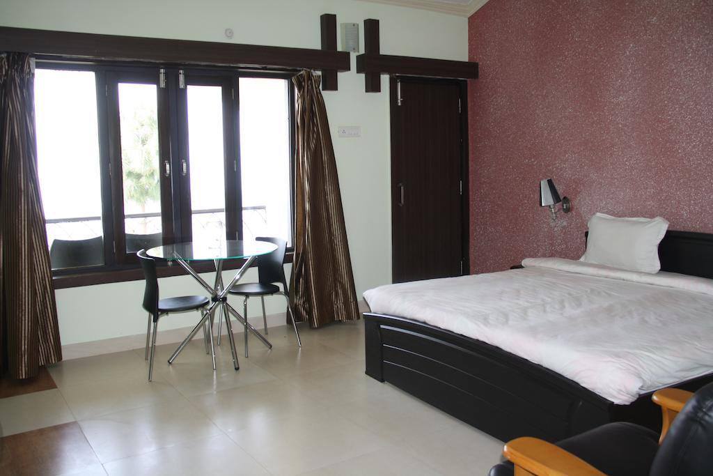 United 21 Nature Paradise Bhimtal Room photo