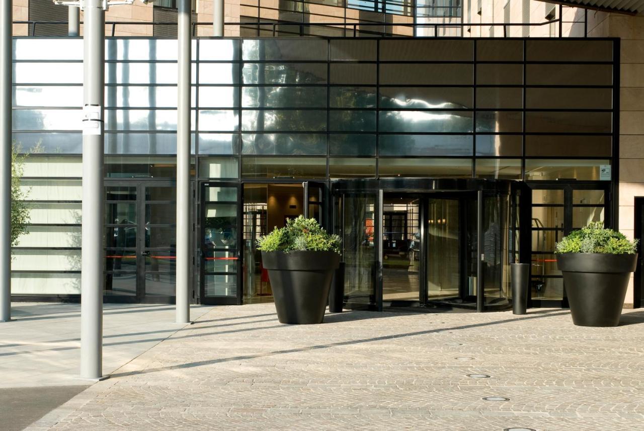 Starhotels Grand Milan Saronno Exterior photo