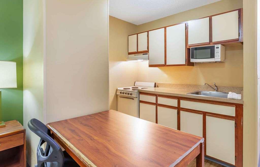 Extended Stay America Select Suites - Richmond - Innsbrook Glen Allen Room photo