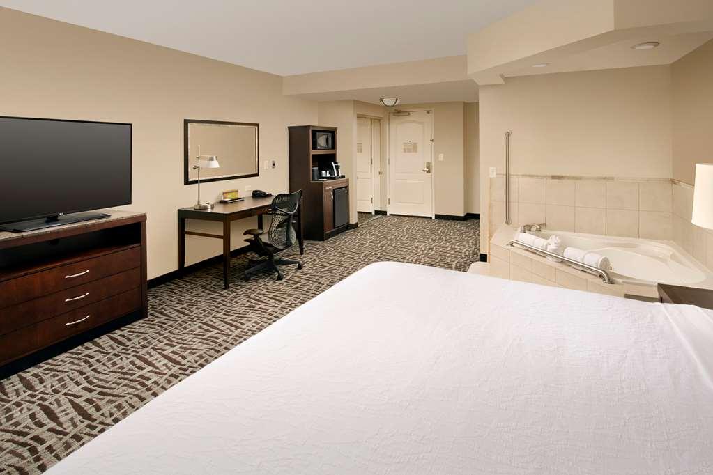 Hilton Garden Inn Huntsville South/Redstone Arsenal Room photo