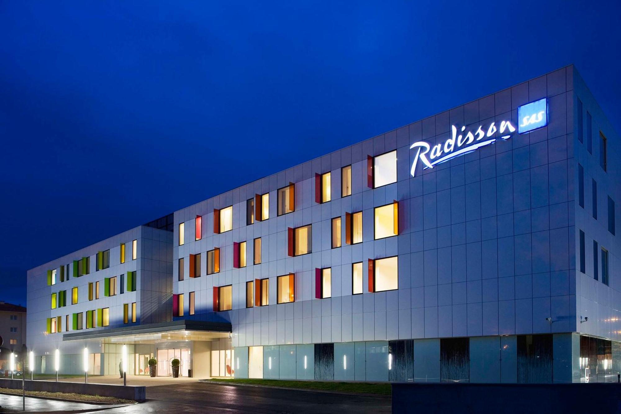 Radisson Blu Hotel Toulouse Airport Blagnac Exterior photo
