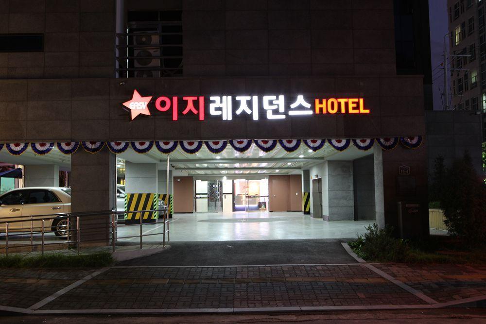 Easy Residence Hotel Suwon Exterior photo