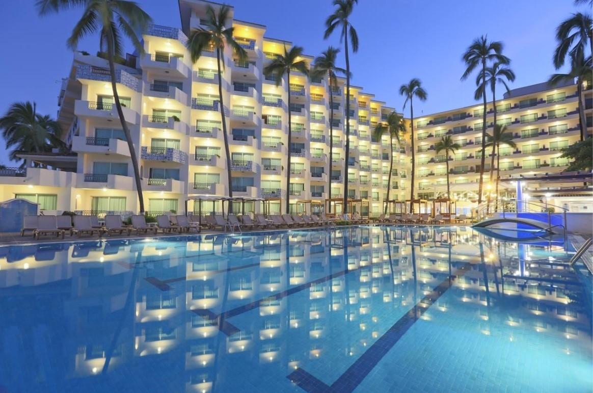 Crown Paradise Golden All Inclusive Resort - Adults Only Puerto Vallarta Exterior photo