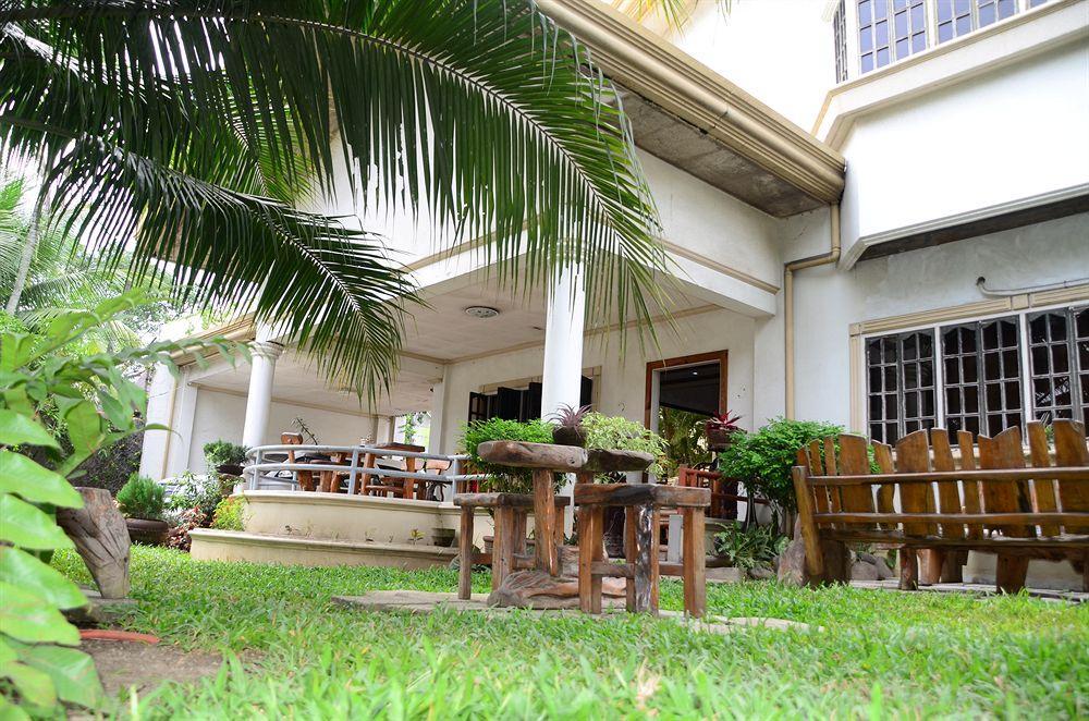 Edcelent Guesthouse Davao Exterior photo