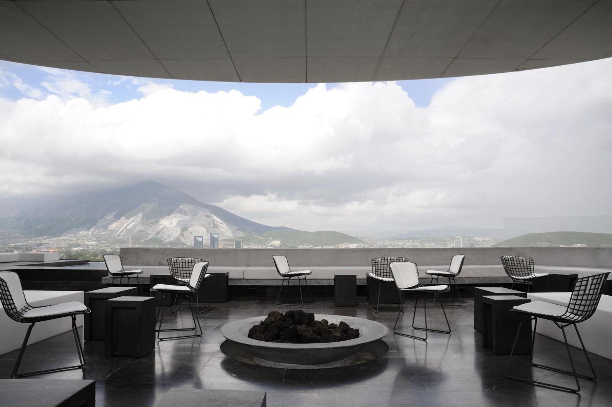 Habita Monterrey, A Member Of Design Hotels Exterior photo