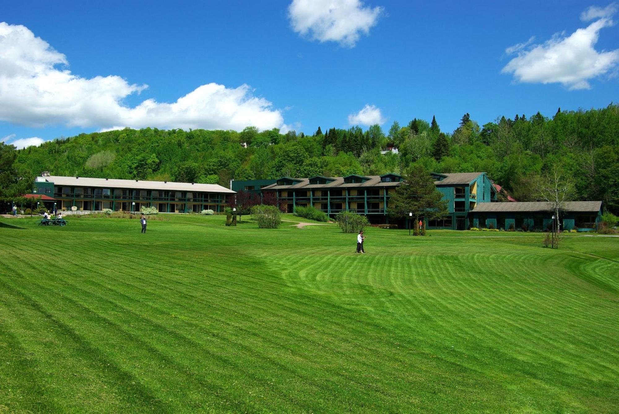 Le Manoir Du Lac Delage Stoneham Exterior photo