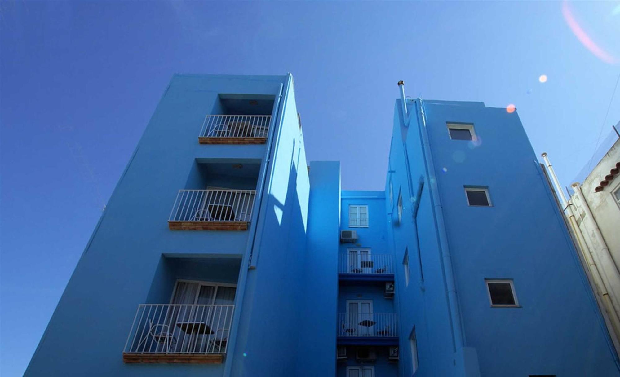 Parrots Sitges Hotel Exterior photo