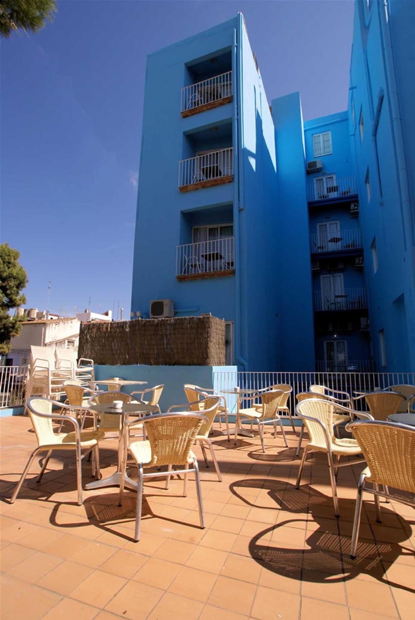 Parrots Sitges Hotel Exterior photo