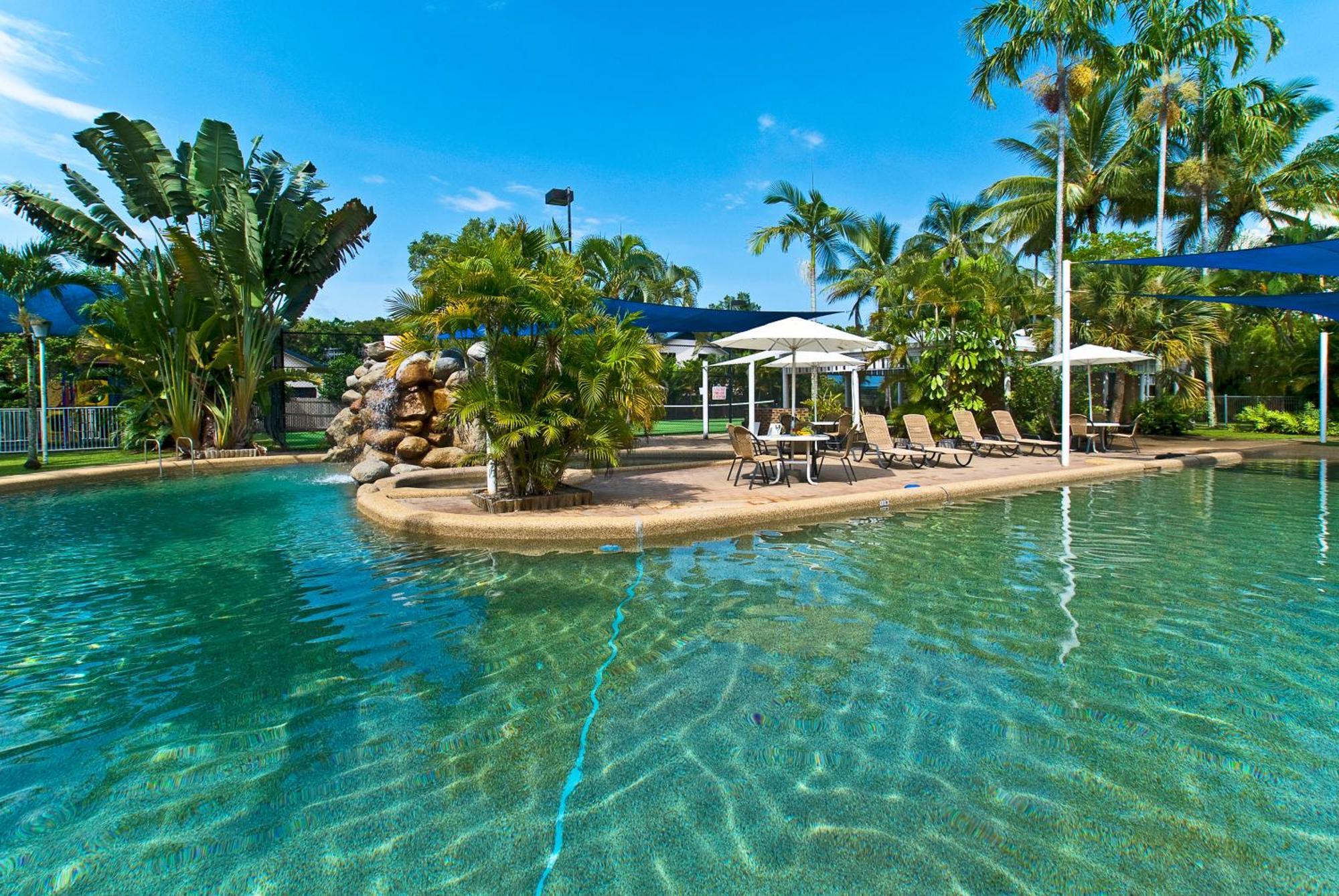 Nimrod Resort Apartments Port Douglas Exterior photo