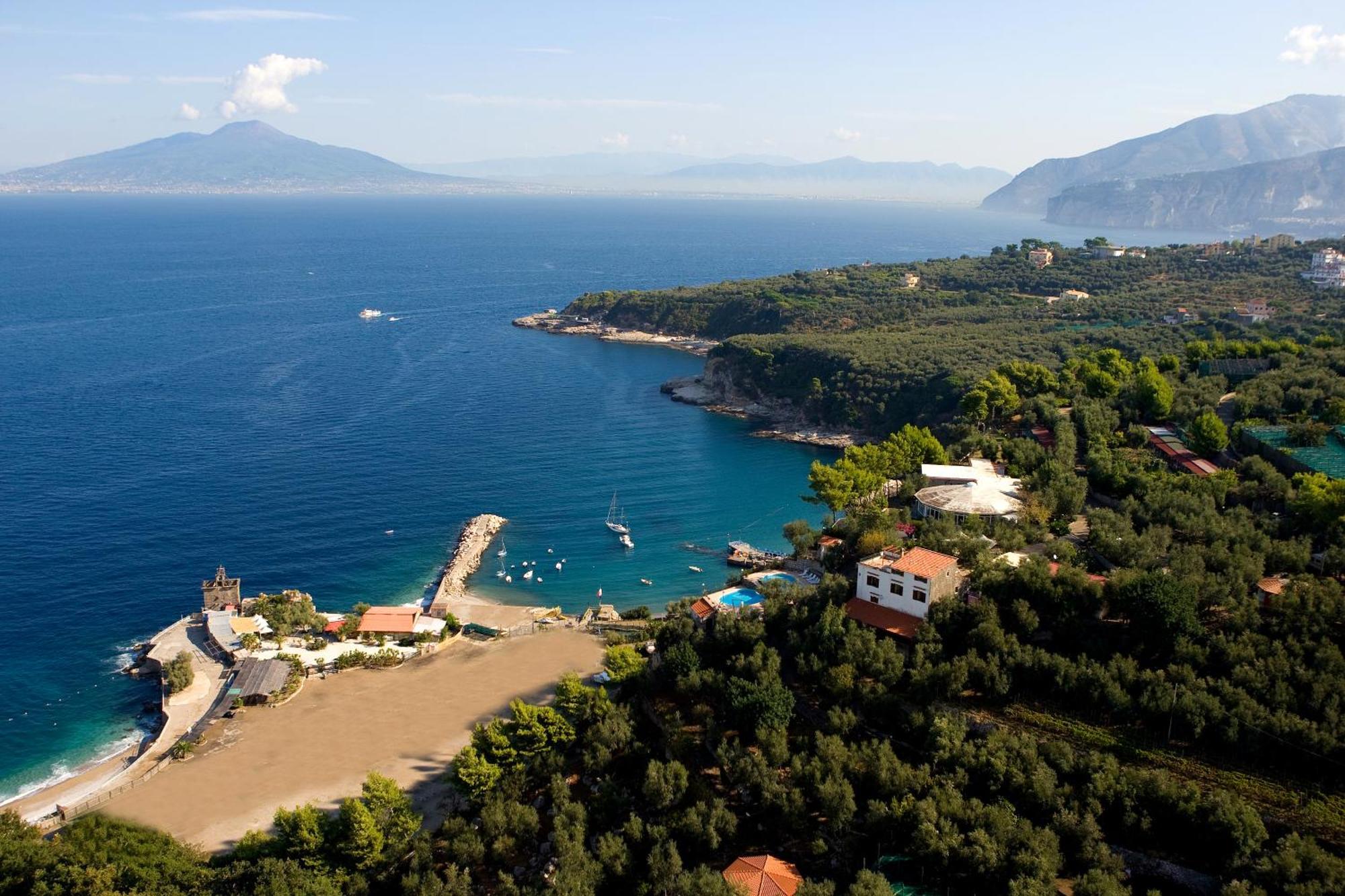 Villaggio Villa Lubrense Sorrento Exterior photo