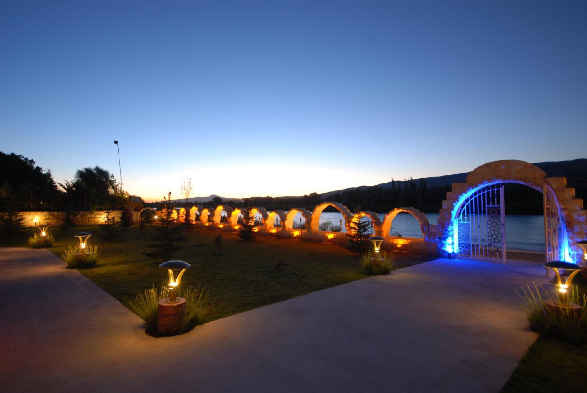 Suhan Cappadocia Hotel & Spa Avanos Exterior photo