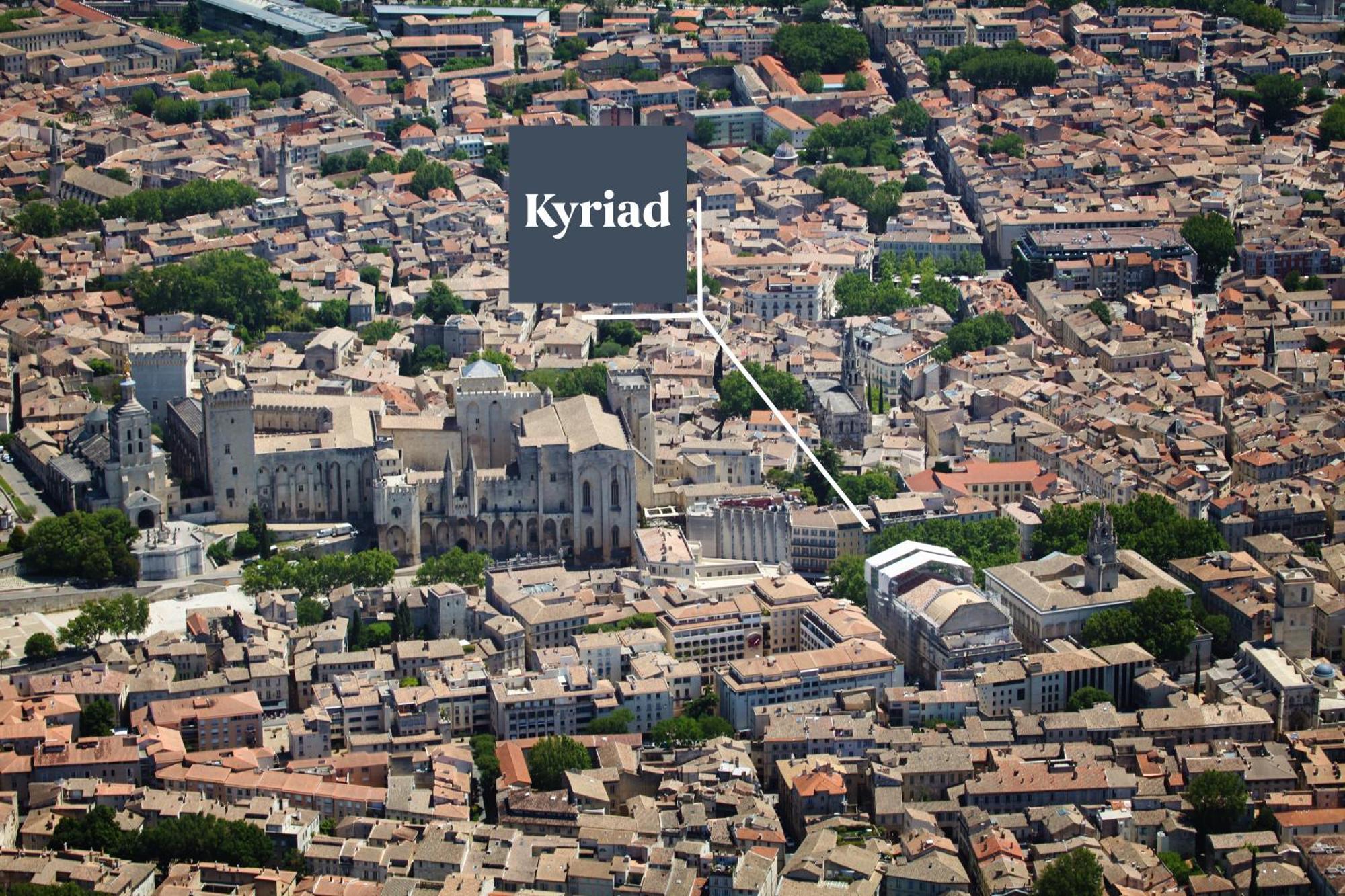 Kyriad Avignon - Palais Des Papes Exterior photo
