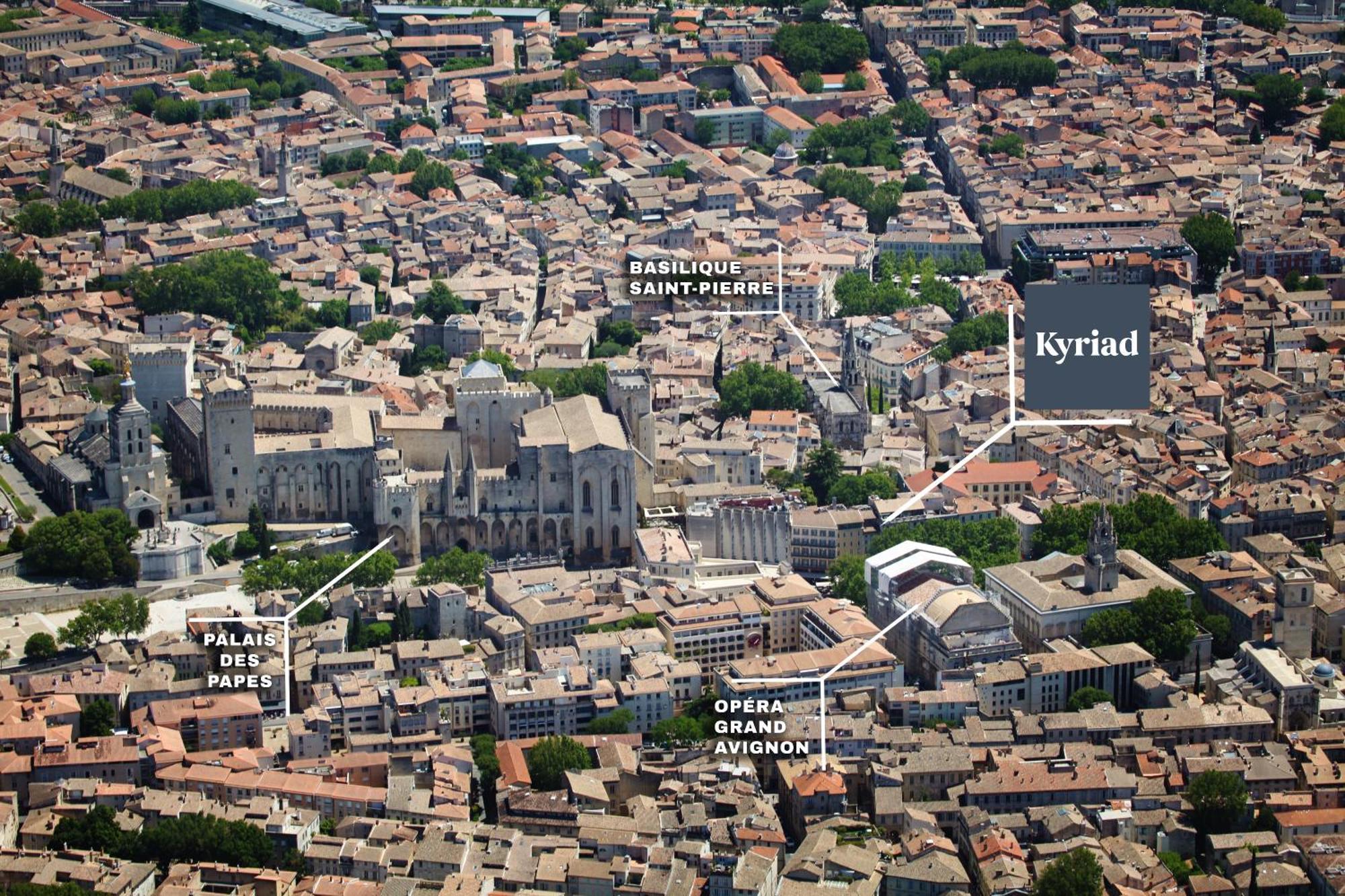 Kyriad Avignon - Palais Des Papes Exterior photo