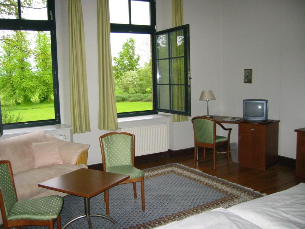 Gutshaus Redewisch Hotel & Restaurant Boltenhagen  Room photo