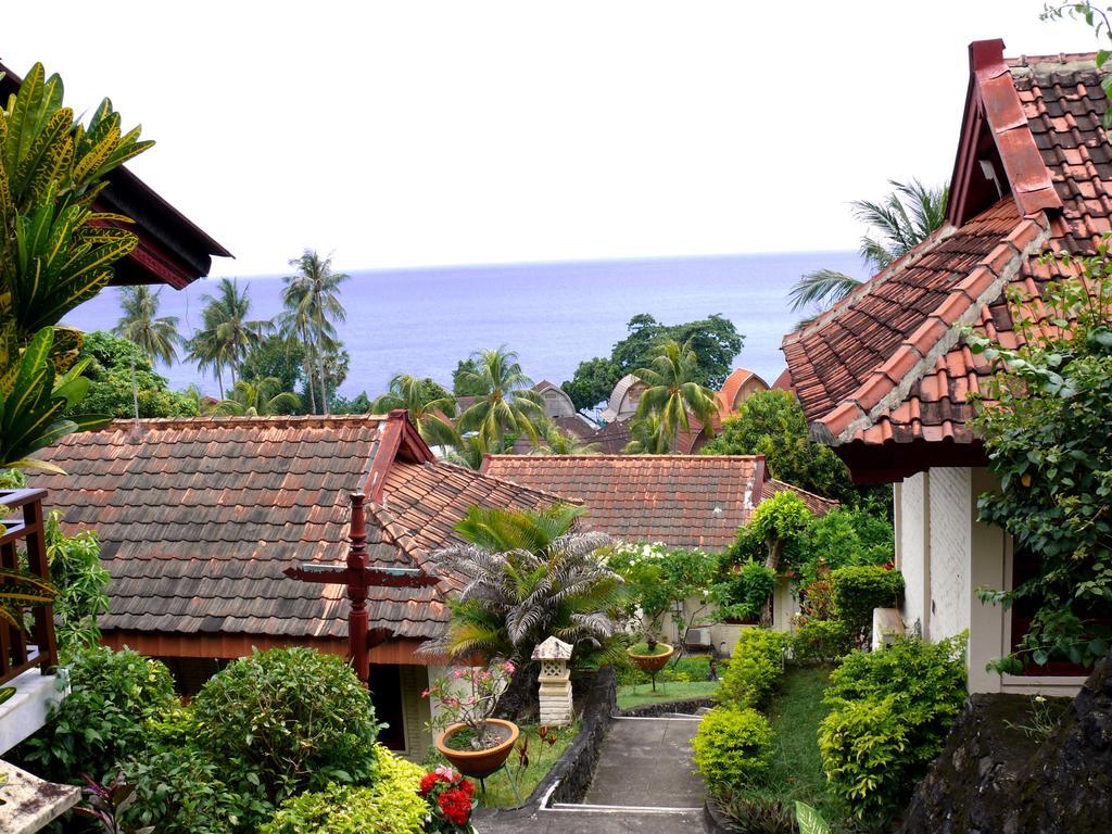 Puri Bunga Beach Cottages Senggigi Exterior photo