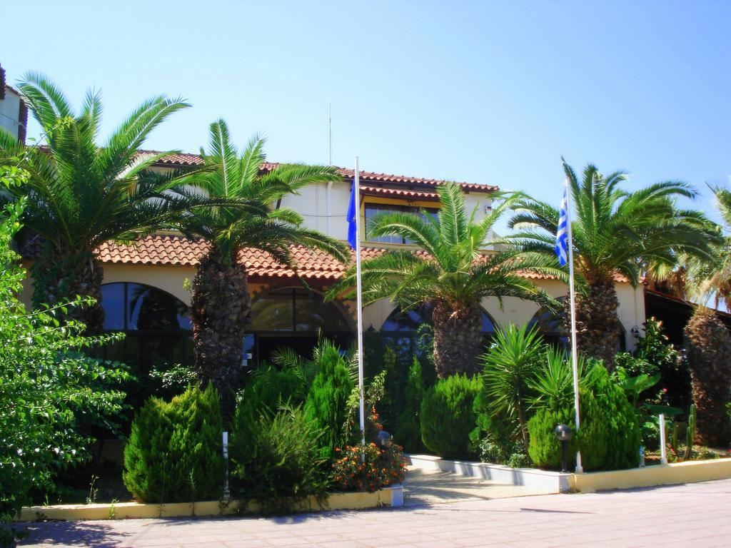 Paradise Hotel Kastro-Kyllini Exterior photo