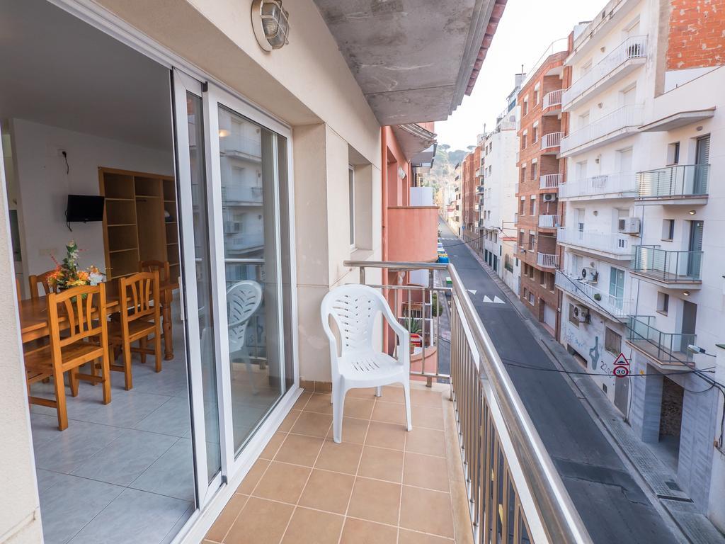 Apartamentos Ar Easy Nautic Blanes Exterior photo