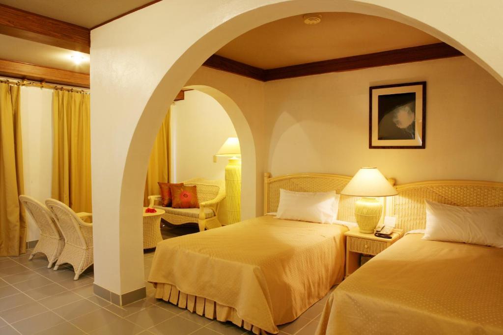 Heaven Ⅱ Hotel Saipan Room photo