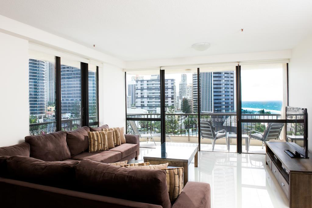 Paradise Centre Apartments Gold Coast Room photo