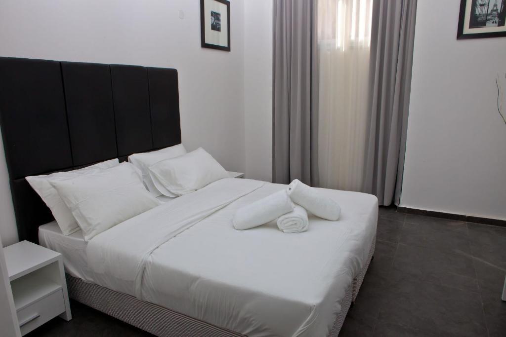 Geula Suites By Raphael Hotels Tel Aviv Room photo
