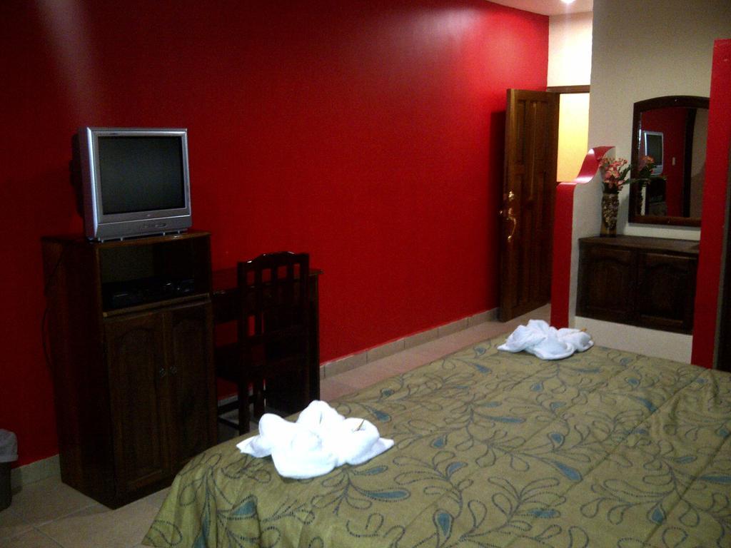Hotel Cibeles La Ceiba Room photo