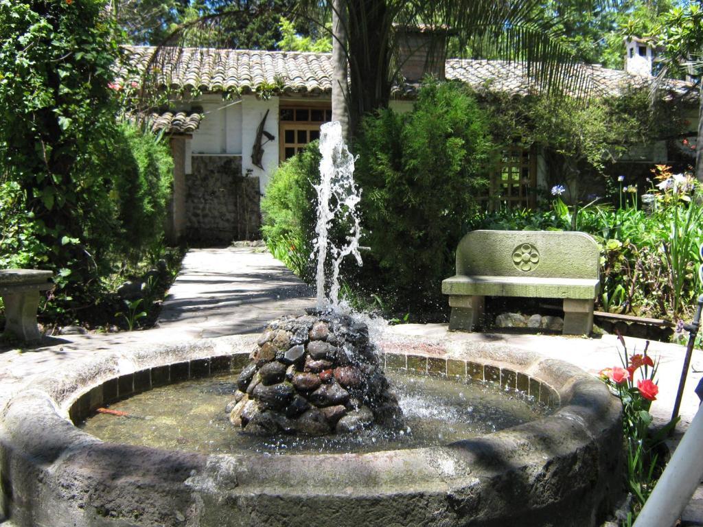 Hacienda La Carriona Hotel Sangolqui Exterior photo