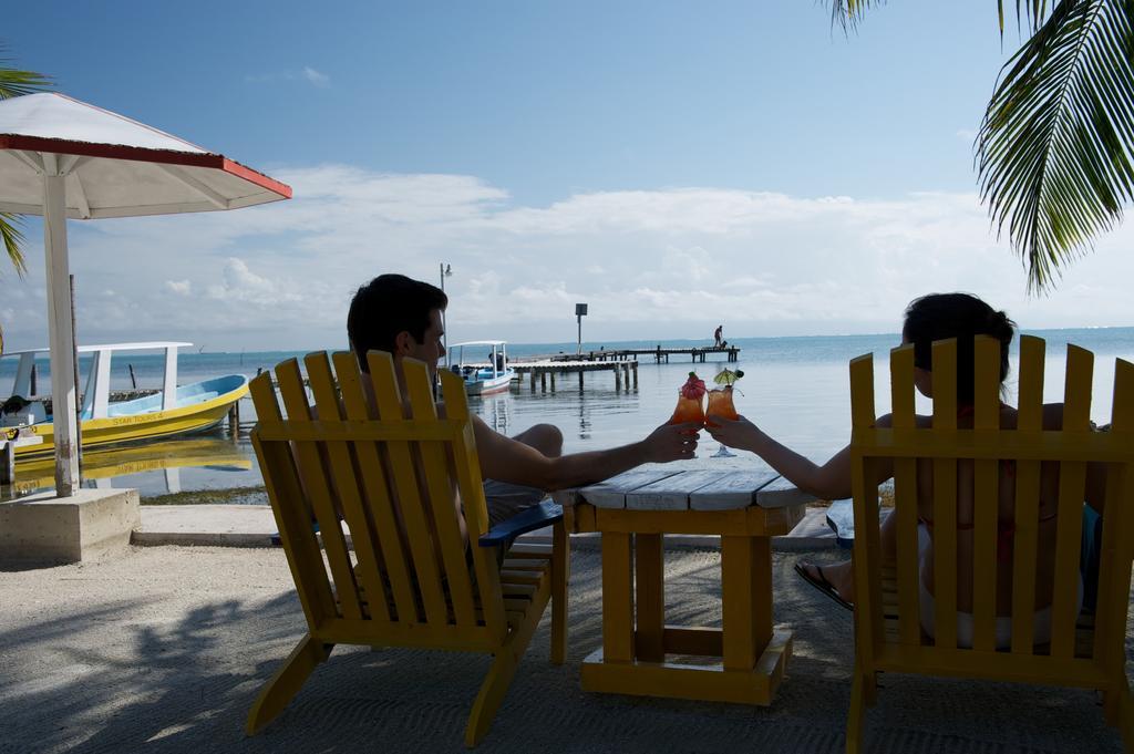 Tropical Paradise Caye Caulker Exterior photo