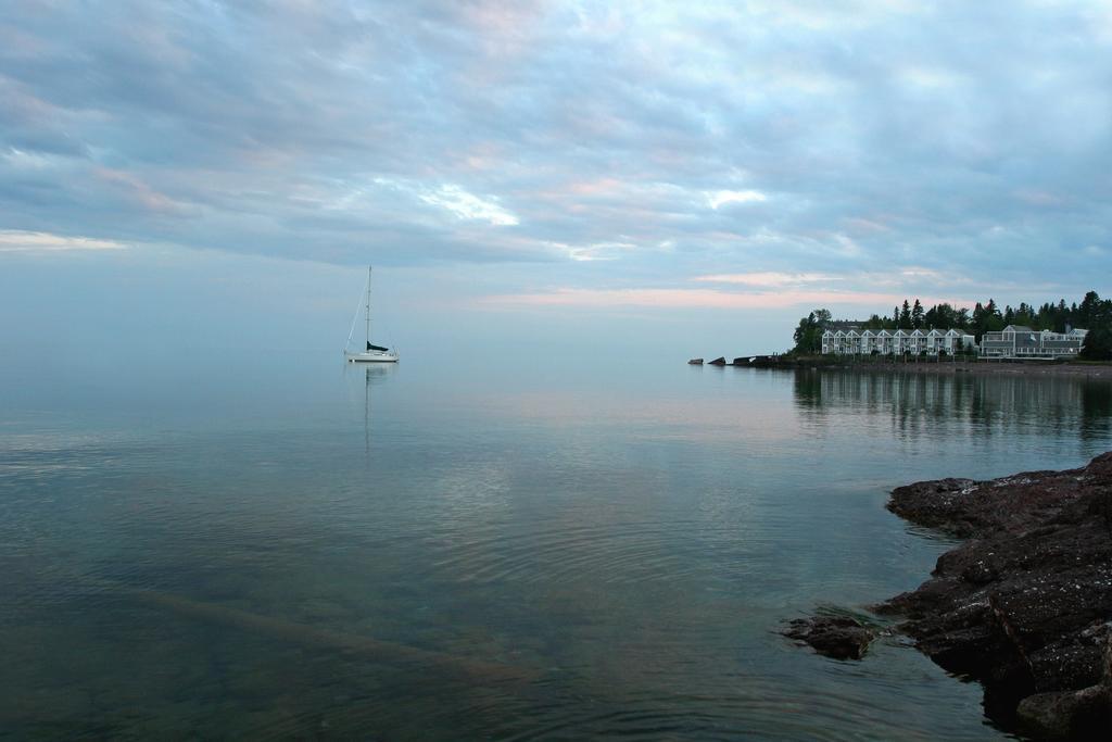 Bluefin Bay On Lake Superior Tofte Exterior photo