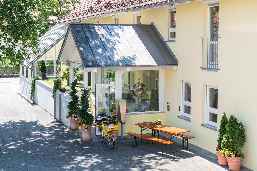 Hotel Beim Schrey Kirchheim bei Muenchen Exterior photo