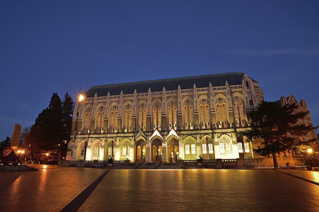 Silver Cloud Hotel - Seattle University Of Washington District Exterior photo