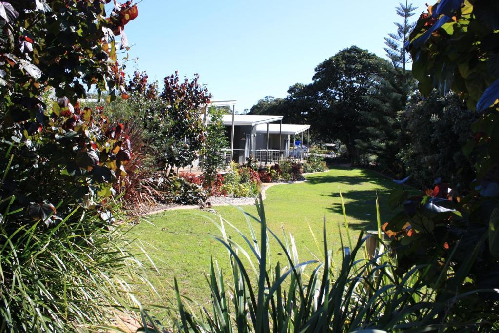 Fingal Bay Holiday Park Exterior photo