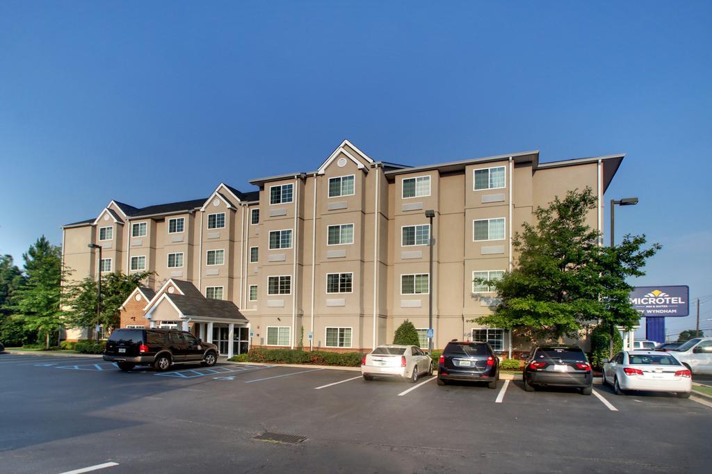 Microtel Inn & Suites By Wyndham Tuscaloosa Exterior photo