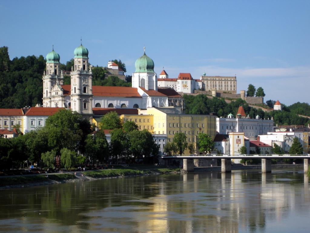Ibb Hotel Passau Sued Exterior photo