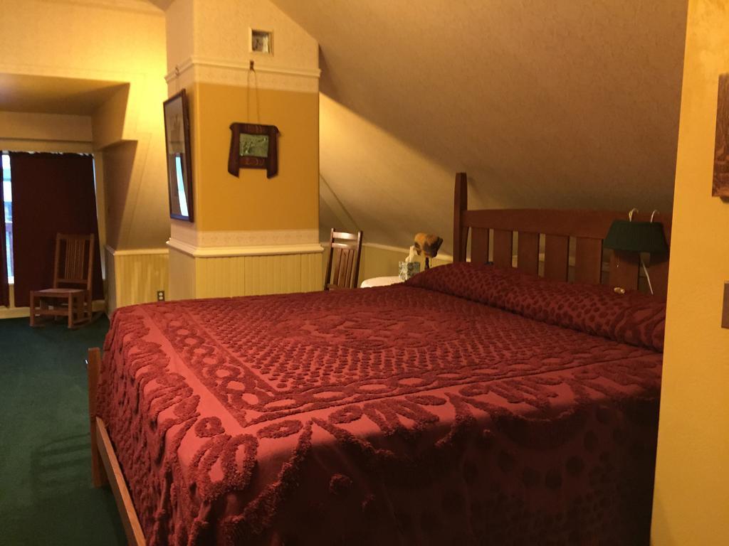 Alaska'S Capital Inn Bed And Breakfast (Adults Only) Juneau Room photo