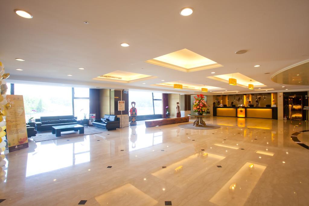 Sun Moon Lake Hotel Yuchi Exterior photo