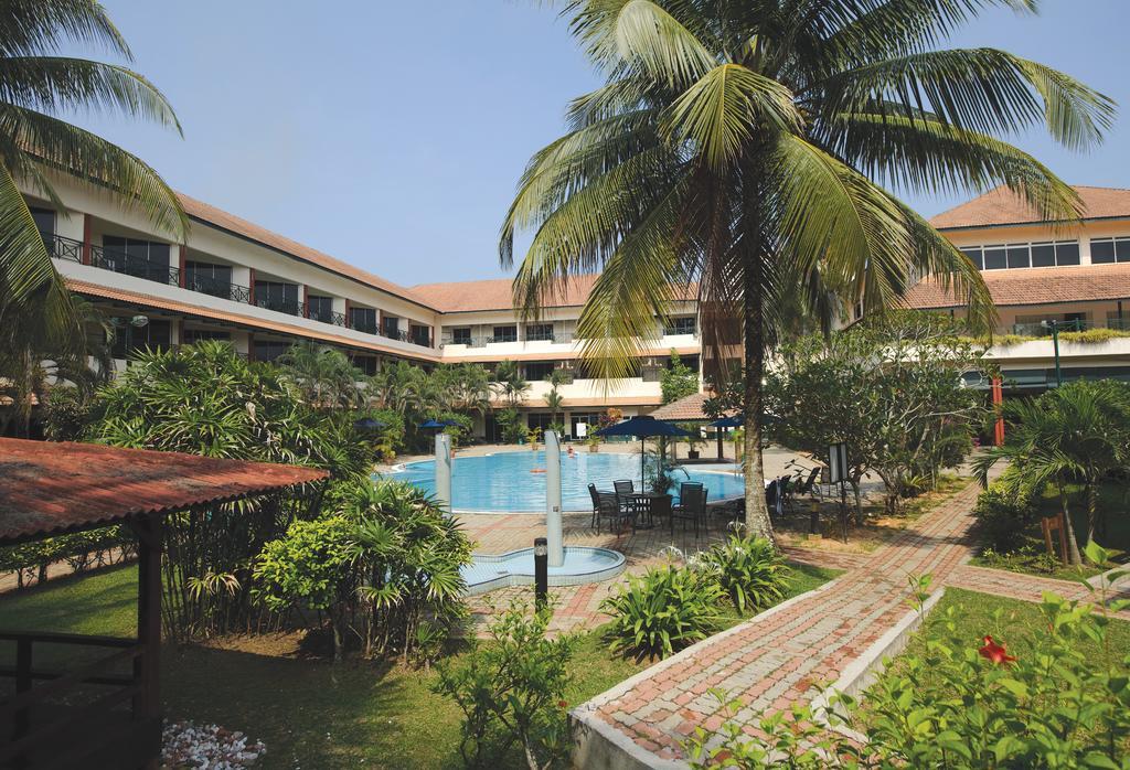 The Qamar Paka, Terengganu Hotel Exterior photo