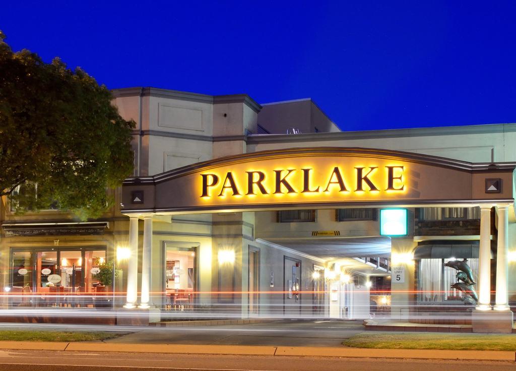 Quality Hotel Parklake Shepparton Exterior photo