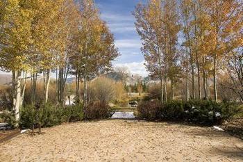 Trout Fin Lodge By Jackson Lodging Company Exterior photo