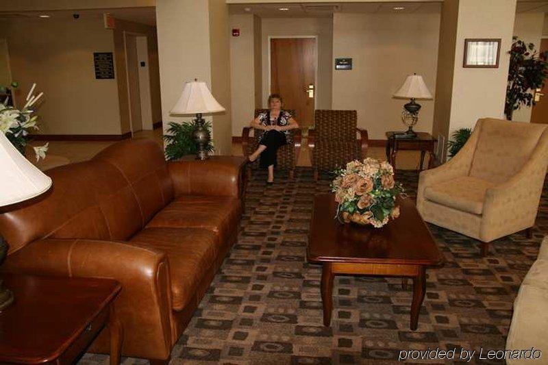 Hampton Inn & Suites Augusta West Interior photo