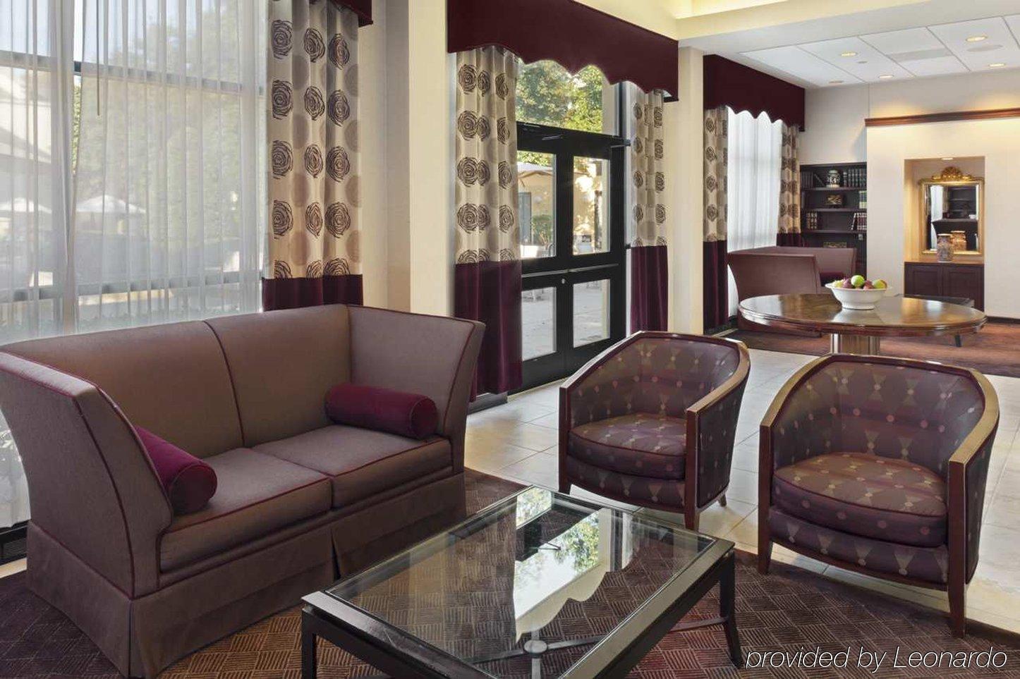 Doubletree By Hilton Charlotte Airport Hotel Interior photo