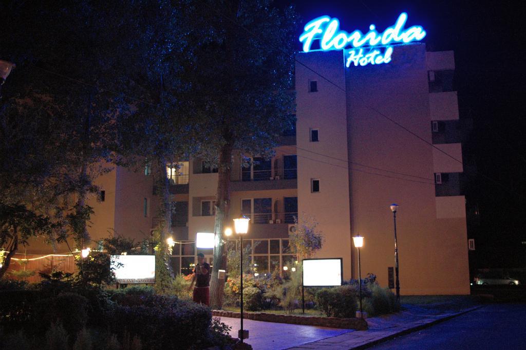 Hotel Florida Mamaia Exterior photo