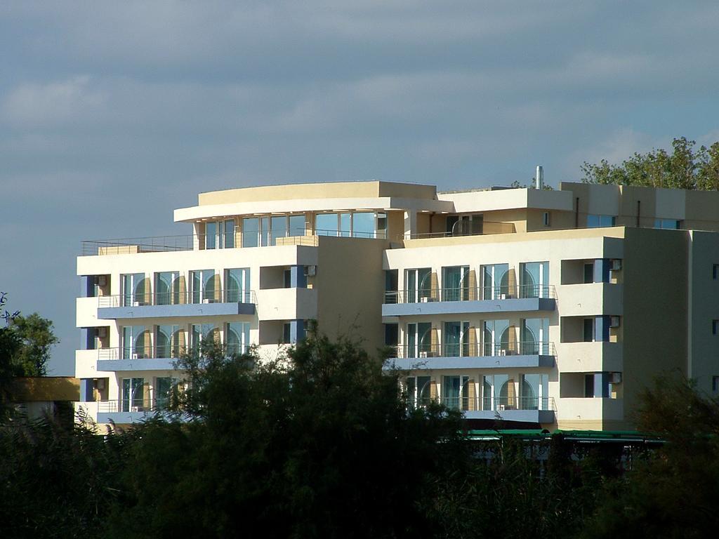 Hotel Florida Mamaia Exterior photo