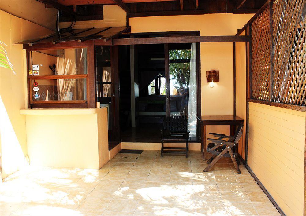 La Palapa Guest House Tamarindo Exterior photo