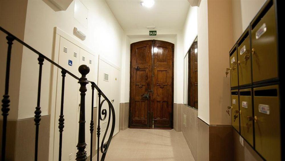 Apartamentos Gibralfaro Centro Malaga Exterior photo