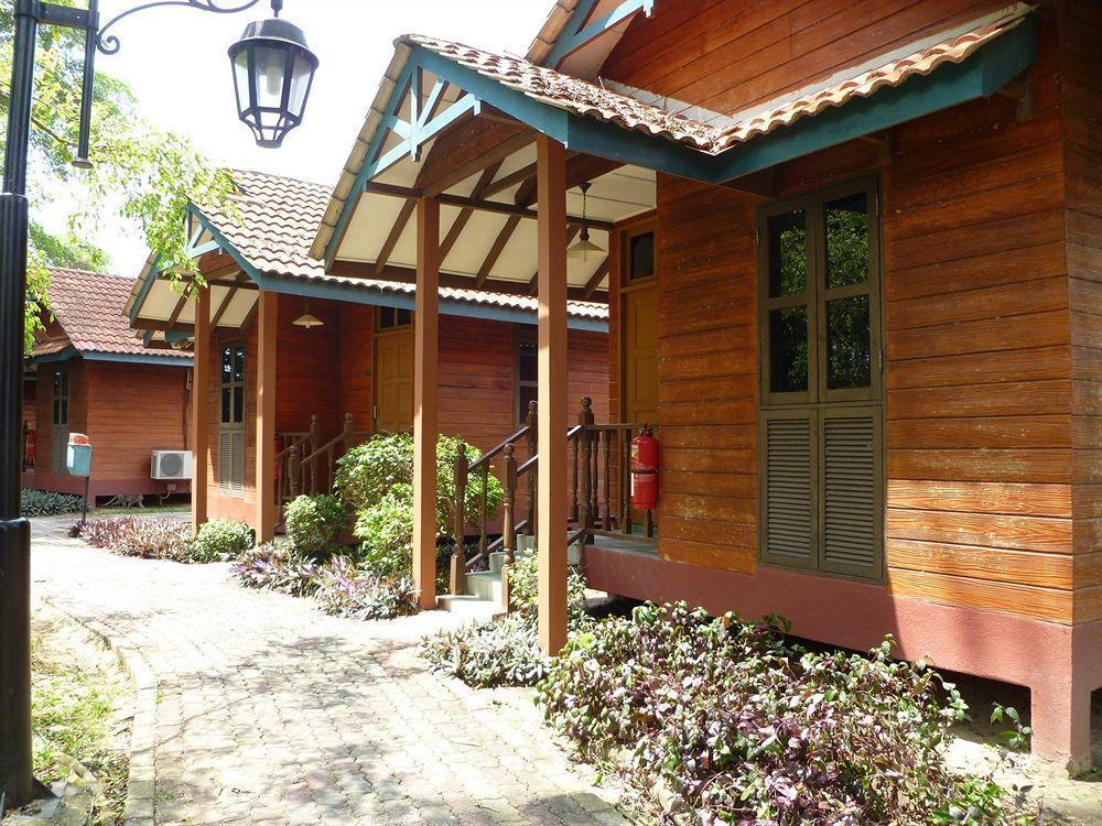 The Blanket Resort Kuala Selangor Exterior photo